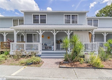 Lake Townhome/Townhouse For Sale in Inverness, Florida