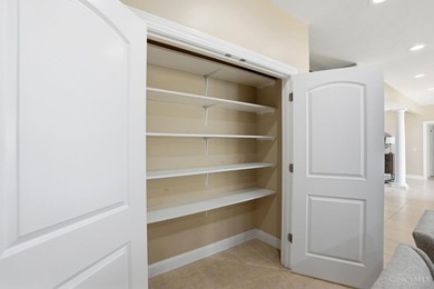 Enjoy exceptional flexibility & space in this thoughtfully - photo 12