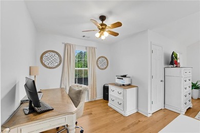 Welcome to this beautifully updated Move-In- Ready cottage - photo 16