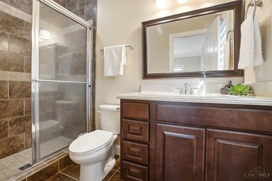 Enjoy exceptional flexibility & space in this thoughtfully - photo 27