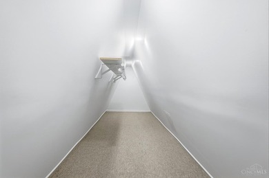 Enjoy exceptional flexibility & space in this thoughtfully - photo 31