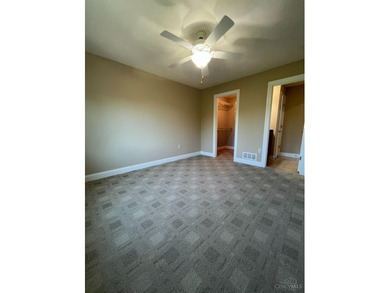 Enjoy exceptional flexibility & space in this thoughtfully - photo 33