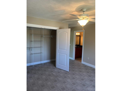 Enjoy exceptional flexibility & space in this thoughtfully - photo 40