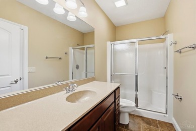 Enjoy exceptional flexibility & space in this thoughtfully - photo 46