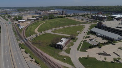 Mississippi River  - Clayton County Commercial Active Under Contract in Dubuque Iowa