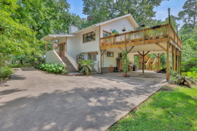 Cape Royale Charmer with Game Room, Deck & Bonus Lot - Lake Home For Sale in Coldspring, Texas
