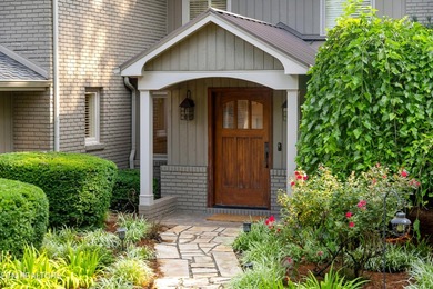 A Riverbend gem! This relaxed and inviting home sits on two lots - photo 5