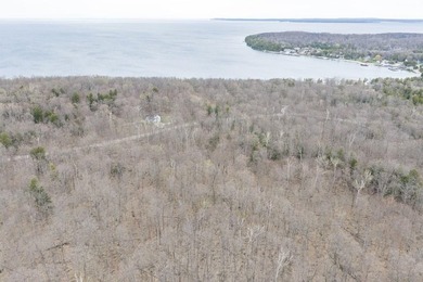 Beautifully wooded lot within a short distance to Waterview - photo 2