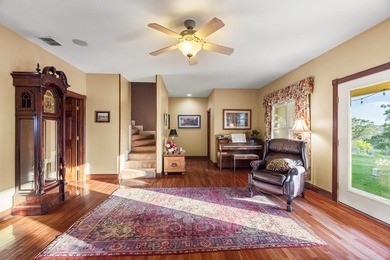 Just under 4,000 sq ft of refined luxury, this 4 bed, 3 full + 2 - photo 21