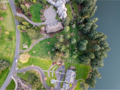 Lake Lot For Sale in Oregon City, Oregon