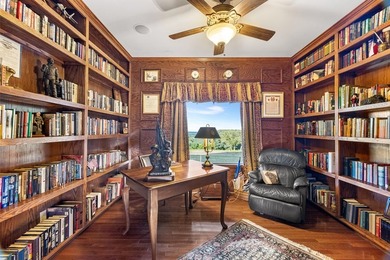 Just under 4,000 sq ft of refined luxury, this 4 bed, 3 full + 2 - photo 22