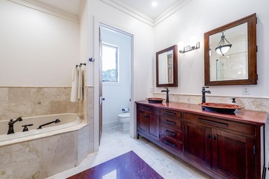 Built by original owners with a 8ft. concrete privacy wall, new - photo 29