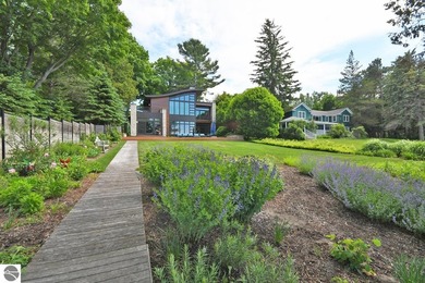 Welcome to this architecturally designed, LEED certified home - photo 10
