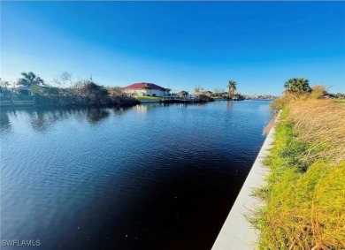 Cape Coral Lakes Area Lot For Sale in Cape Coral Florida