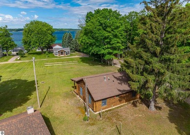 Experience the timeless charm of authentic Northern Michigan - photo 2