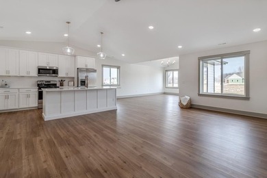 New Construction - 2 bedrooms, 2 bathrooms, oversized 2-stall - photo 12