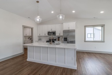 New Construction - 2 bedrooms, 2 bathrooms, oversized 2-stall - photo 13