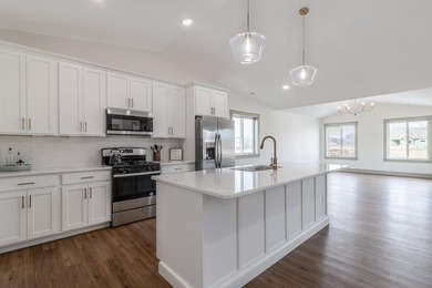 New Construction - 2 bedrooms, 2 bathrooms, oversized 2-stall - photo 15