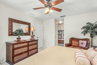 Nestled in Sun N Lake of Sebring Deer Golf course, this - photo 21