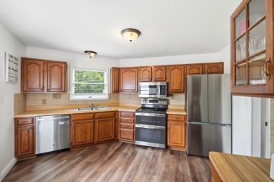 Fabulous Renovation! Close to the Beach and Rental Docks! - photo 7