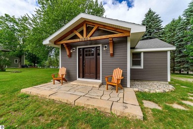 Welcome to the Guest House-your opportunity to enjoy attainable - photo 6