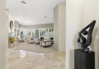 Coveted free-standing Desert Horizons residence, tastefully - photo 4