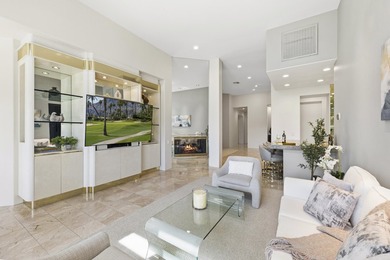 Coveted free-standing Desert Horizons residence, tastefully - photo 8