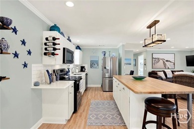 Just 3 blocks from the beach, this beautifully updated three - photo 10