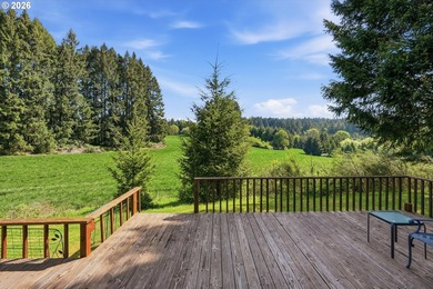 Discover the perfect blend of privacy, natural beauty, and - photo 10