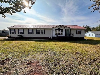 Lake Home Sale Pending in Talladega, Alabama