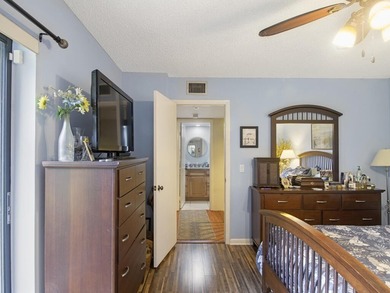 Looking for an amazing Townhouse? A must see! This townhome - photo 11