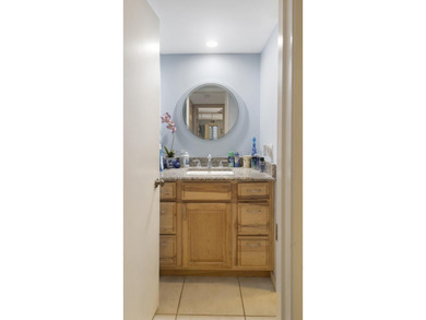 Looking for an amazing Townhouse? A must see! This townhome - photo 15