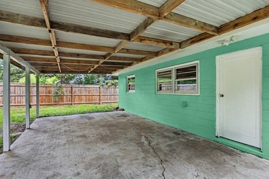 Sanford's Most Recognizable House Has a Few Surprises Inside If - photo 20
