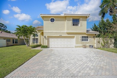 Welcome to your forever home! Very well-maintained, two story - photo 2