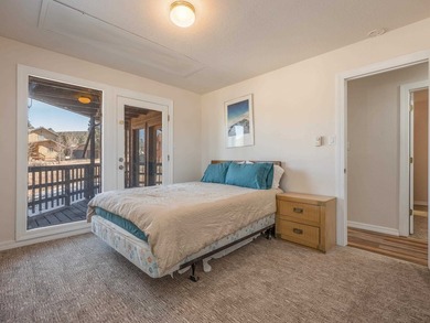Embrace the ultimate mountain lifestyle in this exceptional home - photo 24