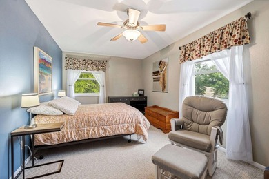 Backing up directly to the beautiful Lacoma Golf Course, Red - photo 28