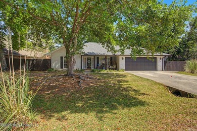 Here is another chance to grab this beautiful home!! Ready to - photo 2