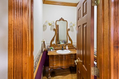 Welcome Home! This stunning 4,350 sq ft Victorian home blends - photo 9