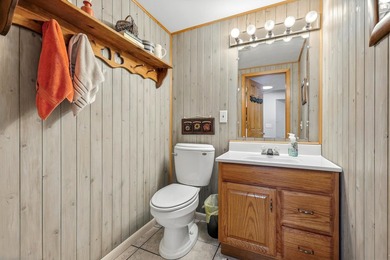 Backing up directly to the beautiful Lacoma Golf Course, Red - photo 42