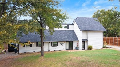 Lake Home For Sale in Pottsboro, Texas