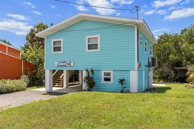 Welcome to Your Waterfront Escape. Nestled on a quiet cul-de-sac - photo 3