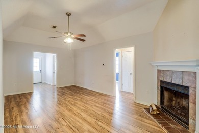 Investment opportunity on a quiet cul-de-sac-perfect for buyers - photo 6
