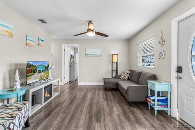 Welcome to Your Waterfront Escape. Nestled on a quiet cul-de-sac - photo 8