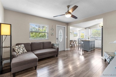 Welcome to Your Waterfront Escape. Nestled on a quiet cul-de-sac - photo 10