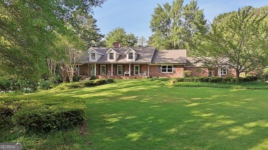 Lake Home For Sale in Sharpsburg, Georgia