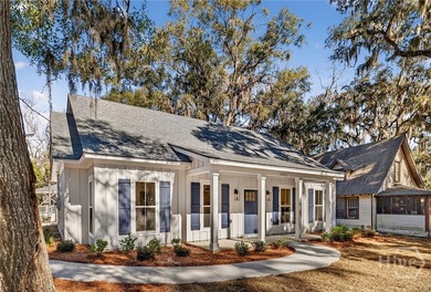 Beautiful new construction offering 3 bedrooms and 2 full - photo 3