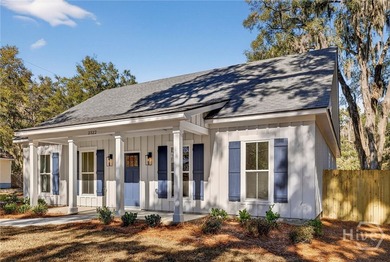 Beautiful new construction offering 3 bedrooms and 2 full - photo 4