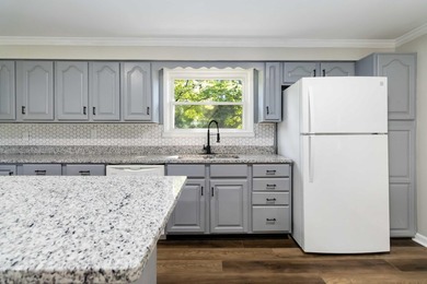 If you've been searching for a move-in ready home with room to - photo 12