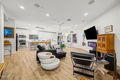 Welcome to your exclusive sanctuary where luxury, comfort, and - photo 17