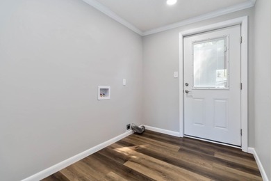 If you've been searching for a move-in ready home with room to - photo 17